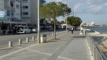 Seaside Larnaca Makenzie- 50m to Beach