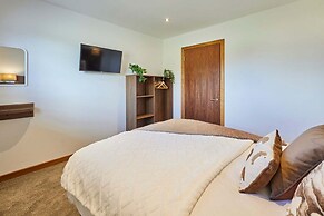 Host Stay Dalby Lodge