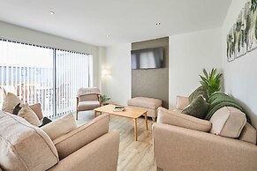 Host Stay Dalby Lodge