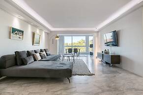 South Blue Luxury Apartment in Vouliagmeni