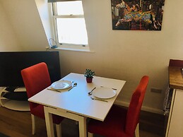 Self Contained one Bedroom Flat in the Heart of Brighton, Close to the