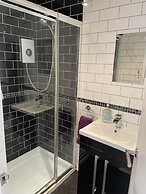 Self Contained one Bedroom Flat in the Heart of Brighton, Close to the