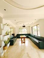 Hotel Prince Garden Daman