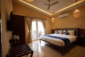 Grand Vatika Resort Hotel