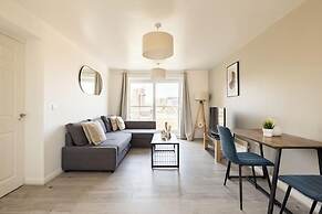 2 Bedrooms Apartment in Wembley