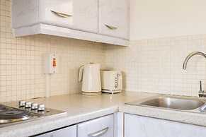 2 Bedrooms Apartment in Wembley