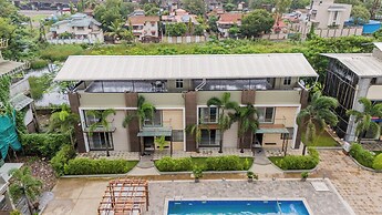 Alaya Stays - Imperial Calista 4BHK near Khandala Hills