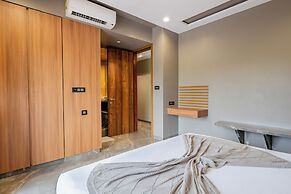 Alaya Stays - Imperial Calista 4BHK near Khandala Hills