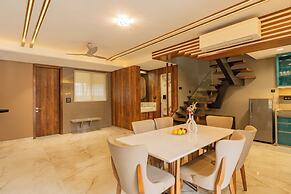 Alaya Stays - Imperial Calista 4BHK near Khandala Hills