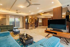 Alaya Stays - Imperial Calista 4BHK near Khandala Hills