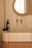 Highstay serviced apartments PYRAMIDES