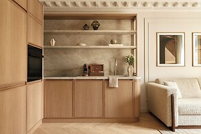 Highstay serviced apartments PYRAMIDES