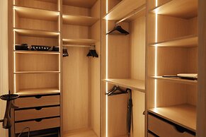 Highstay serviced apartments PYRAMIDES