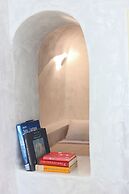 Phaos Oia Suites