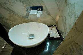 Serenity By The Ganges