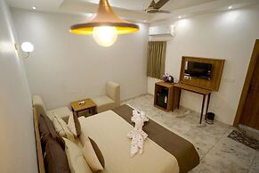 Serenity By The Ganges