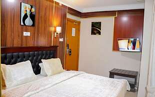 Noubou International Hotel Bonapriso