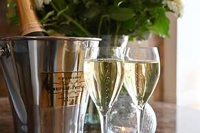 Boutique Hotel Azur