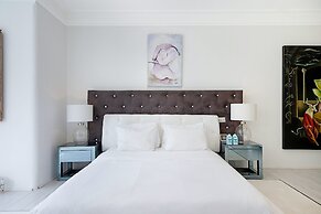 The White Peace Garden 3 bed Hampstead - by Out of Office Lifestyle