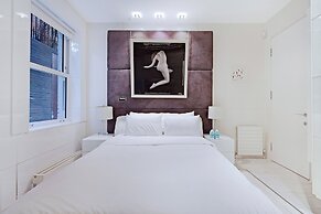 The White Peace Garden 3 bed Hampstead - by Out of Office Lifestyle