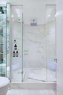 The White Peace Garden 3 bed Hampstead - by Out of Office Lifestyle