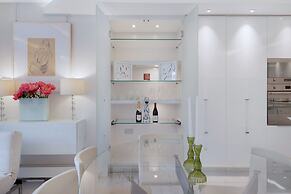 The White Peace Garden 3 bed Hampstead - by Out of Office Lifestyle