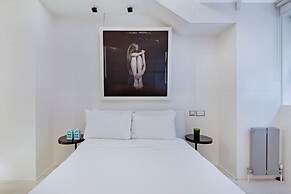 The White Peace Garden 3 bed Hampstead - by Out of Office Lifestyle