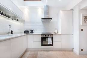 Miss Westside Story - by Out of Office Lifestyle