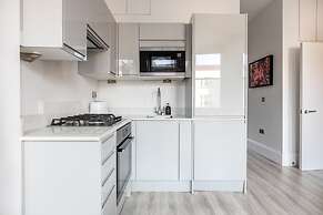 The Hampstead High Flyer