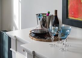 The Notting Hill Townhouse - by Out of Office Lifestyle