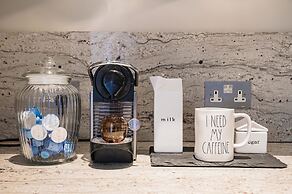 The Notting Hill Townhouse - by Out of Office Lifestyle