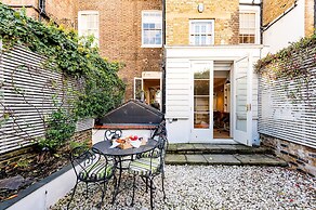 The Notting Hill Townhouse - by Out of Office Lifestyle