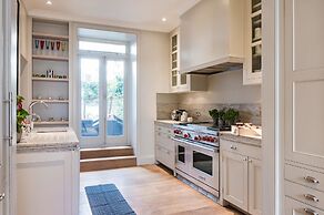 The Notting Hill Townhouse - by Out of Office Lifestyle