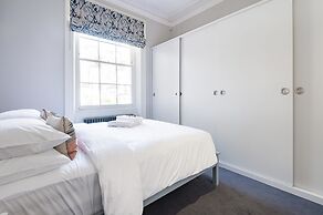 The Notting Hill Townhouse - by Out of Office Lifestyle