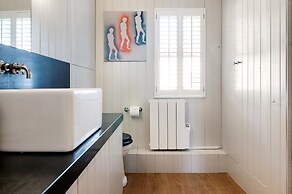 The Notting Hill Townhouse - by Out of Office Lifestyle