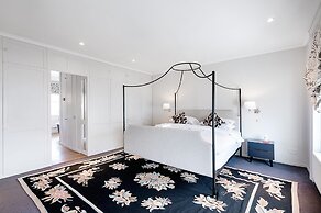 The Notting Hill Townhouse - by Out of Office Lifestyle