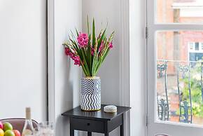 Lady on the Lane- 2 bed Primrose Hill - by Out of Office Lifestyle
