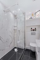 Lady on the Lane- 2 bed Primrose Hill - by Out of Office Lifestyle