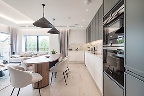 The Modern Glasshouse - by Out of Office Lifestyle