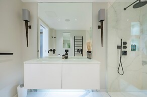 Regents Park Penthouse