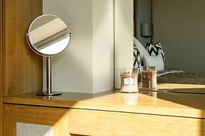 Regents Park Penthouse