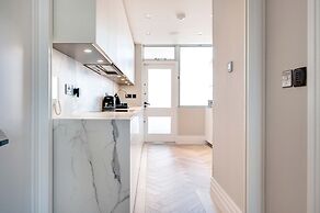 Regents Park Penthouse