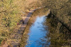 Regents Park Penthouse