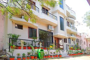 THE KASHI RESIDENCY