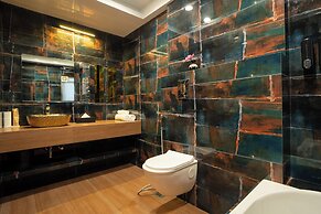 Alaya Stays - Imperial Mystara 5BHK near Khandala Hills