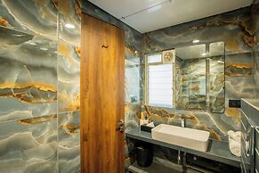 Alaya Stays - Imperial Mystara 5BHK near Khandala Hills