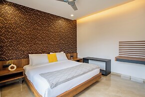 Alaya Stays - Imperial Mystara 5BHK near Khandala Hills