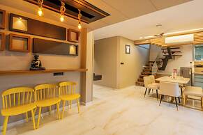 Alaya Stays - Imperial Mystara 5BHK near Khandala Hills