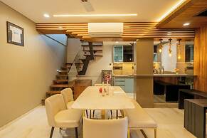 Alaya Stays - Imperial Mystara 5BHK near Khandala Hills