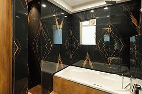 Alaya Stays - Imperial Mystara 5BHK near Khandala Hills